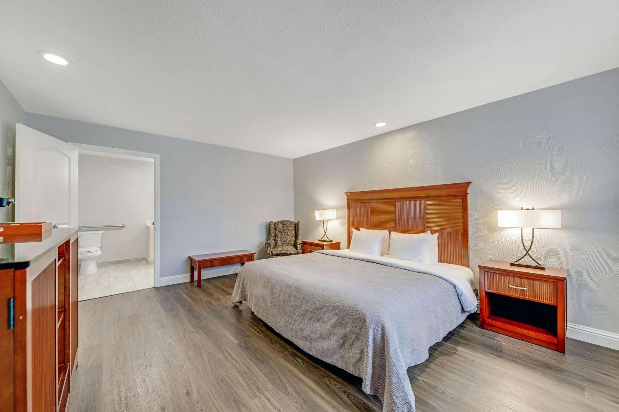 Quality Inn Santa Cruz Zewnętrze zdjęcie