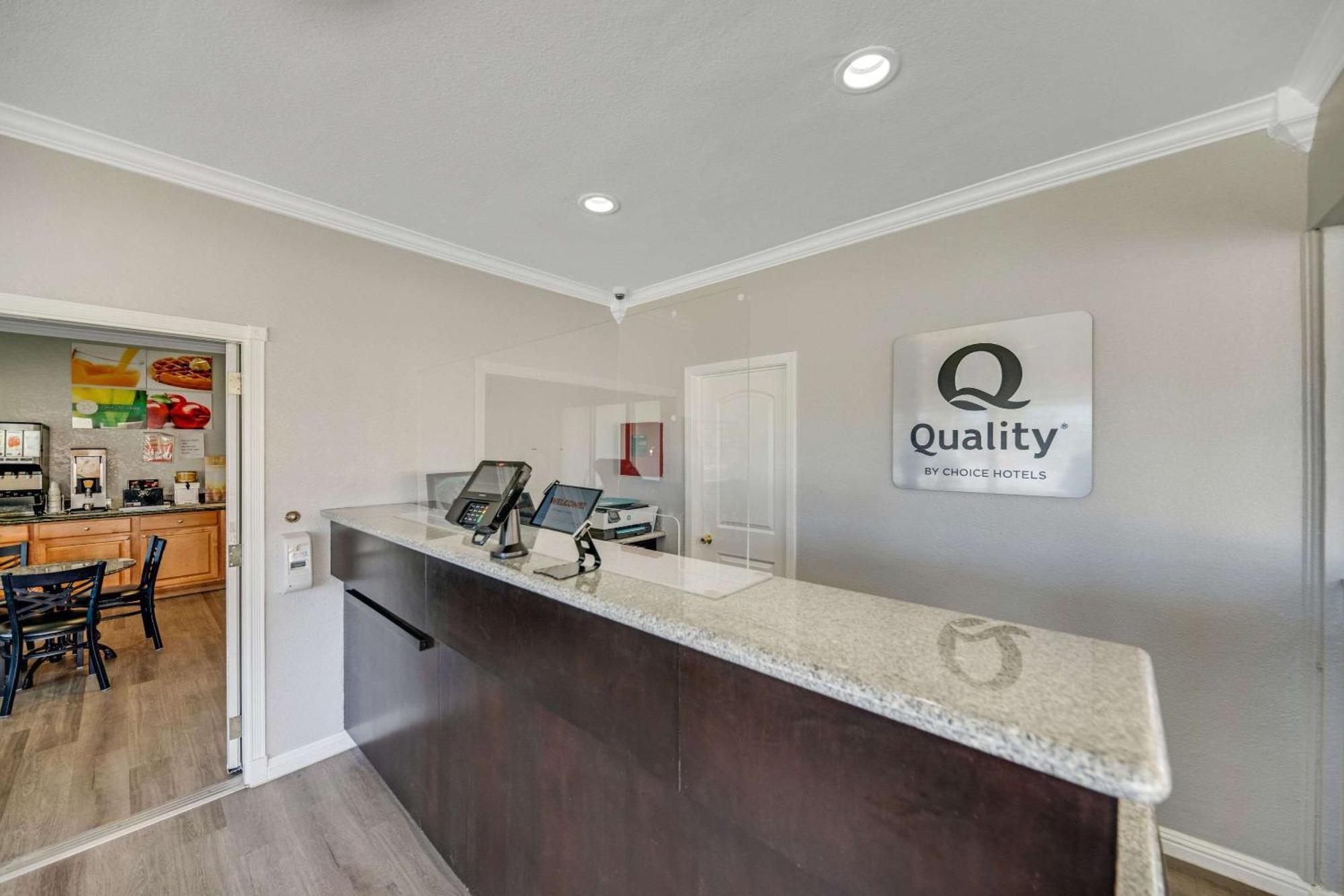 Quality Inn Santa Cruz Zewnętrze zdjęcie
