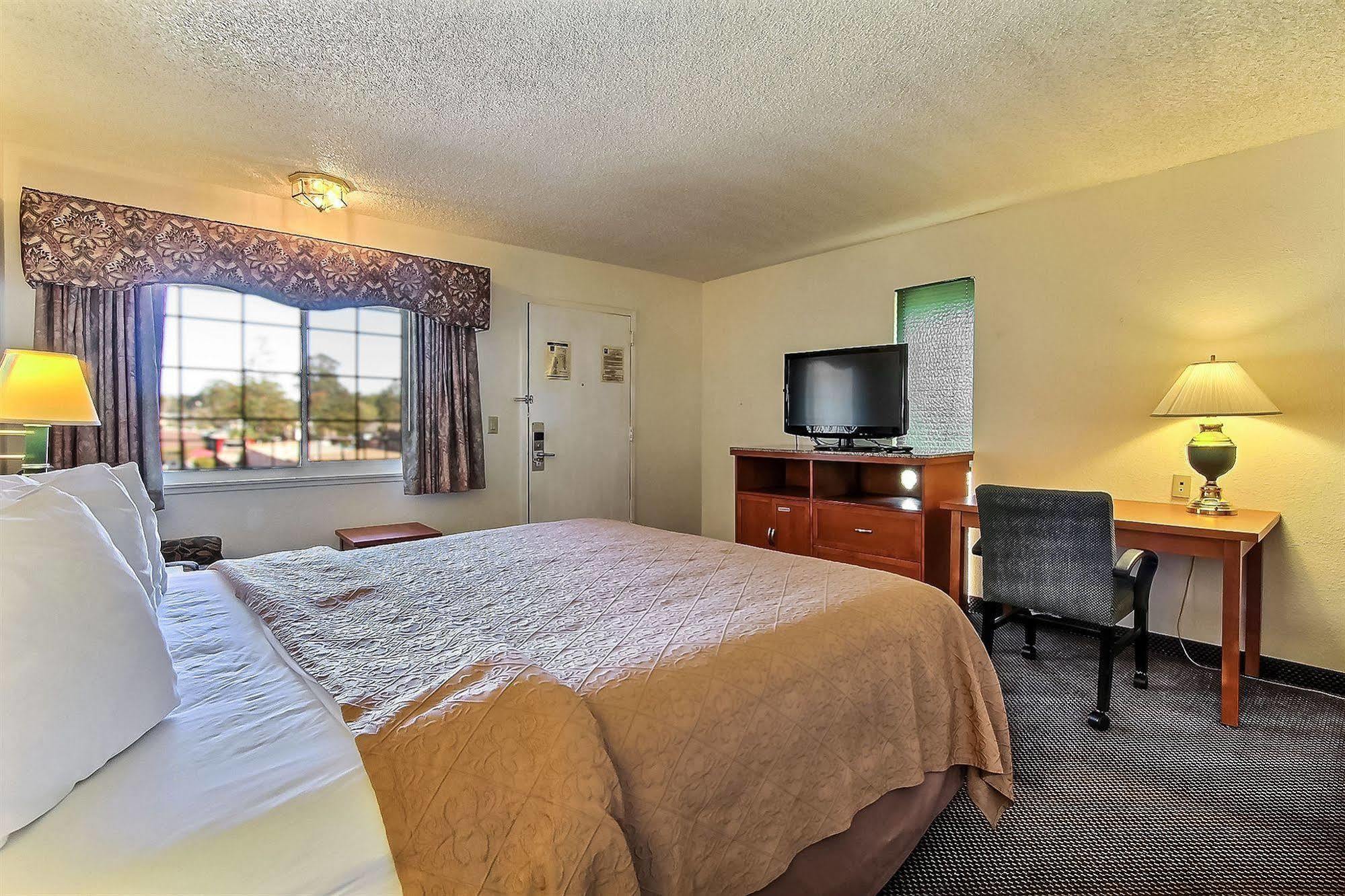 Quality Inn Santa Cruz Zewnętrze zdjęcie
